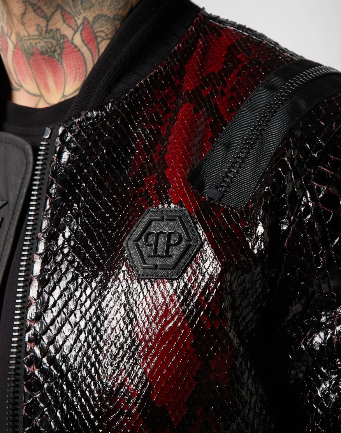 Leather Bomber Python Zipped, цвет: Черный