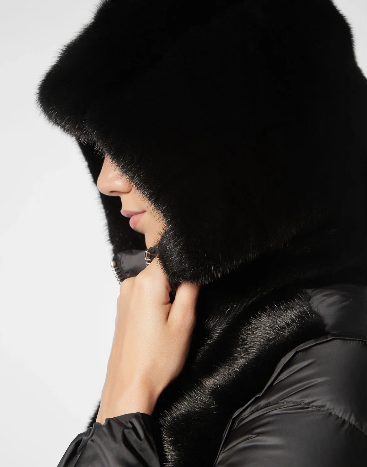 Fur Coat Short Statement, цвет: Черный
