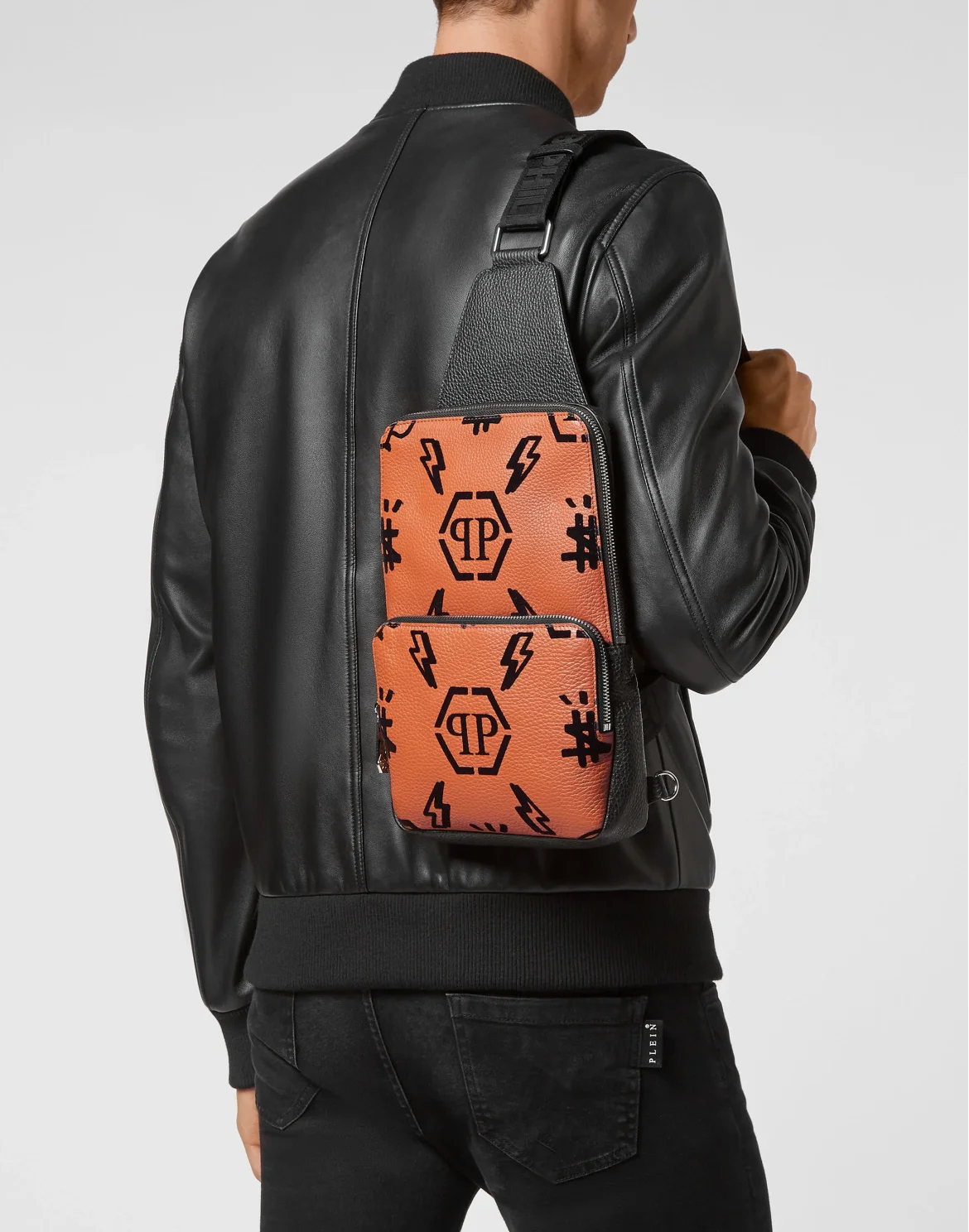 Leather Cross body Monogram, цвет: Коричневый