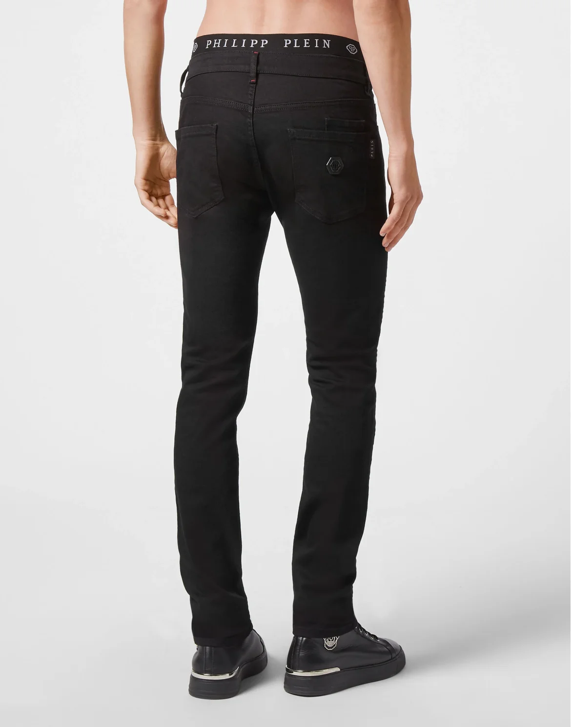 Denim Super Straight Cut Istitutional, цвет: Черный