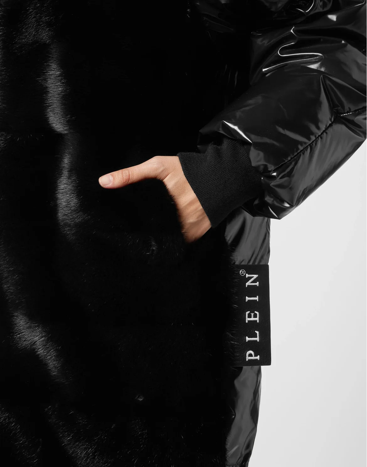 Fur Coat Luxury, цвет: Черный