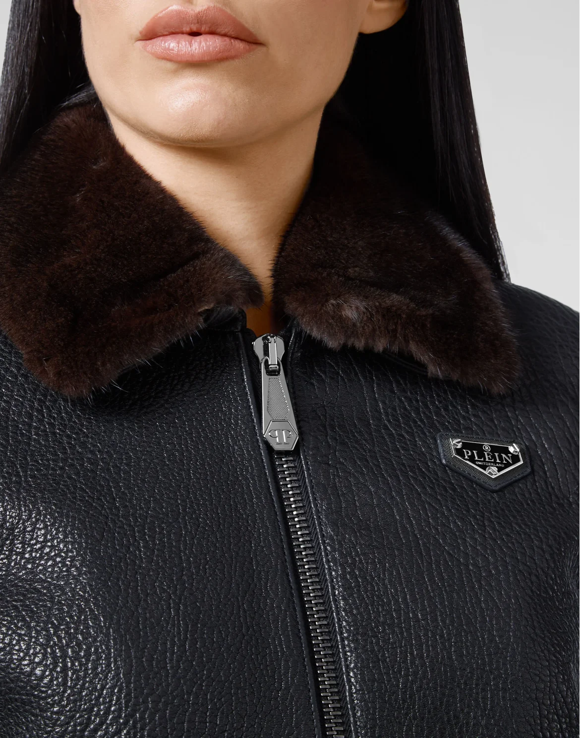 Leather Bomber with mink insert Luxury, цвет: Черный