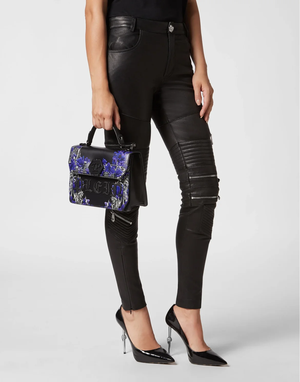 Medium Handle Bag Superheroine FLOWERS, цвет: Черный