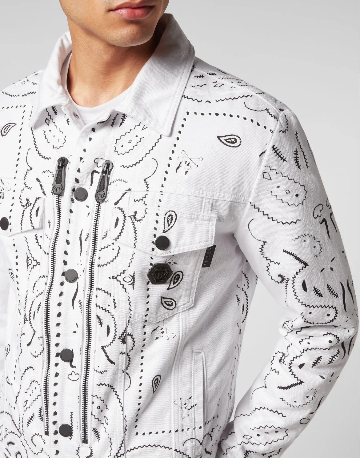 Embroidered Denim Jacket Paisley Bandana, цвет: Белый