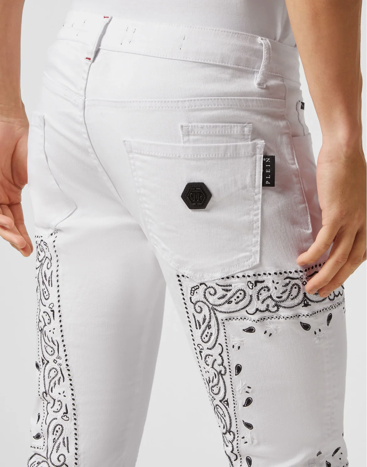 Embroidered Denim Trousers Super Straight Cut Paisley Bandana, цвет: Белый