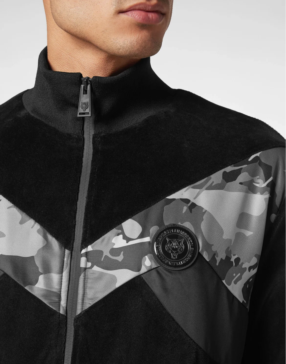 Jogging Tracksuit: Top/Trousers Camouflage, цвет: Черный