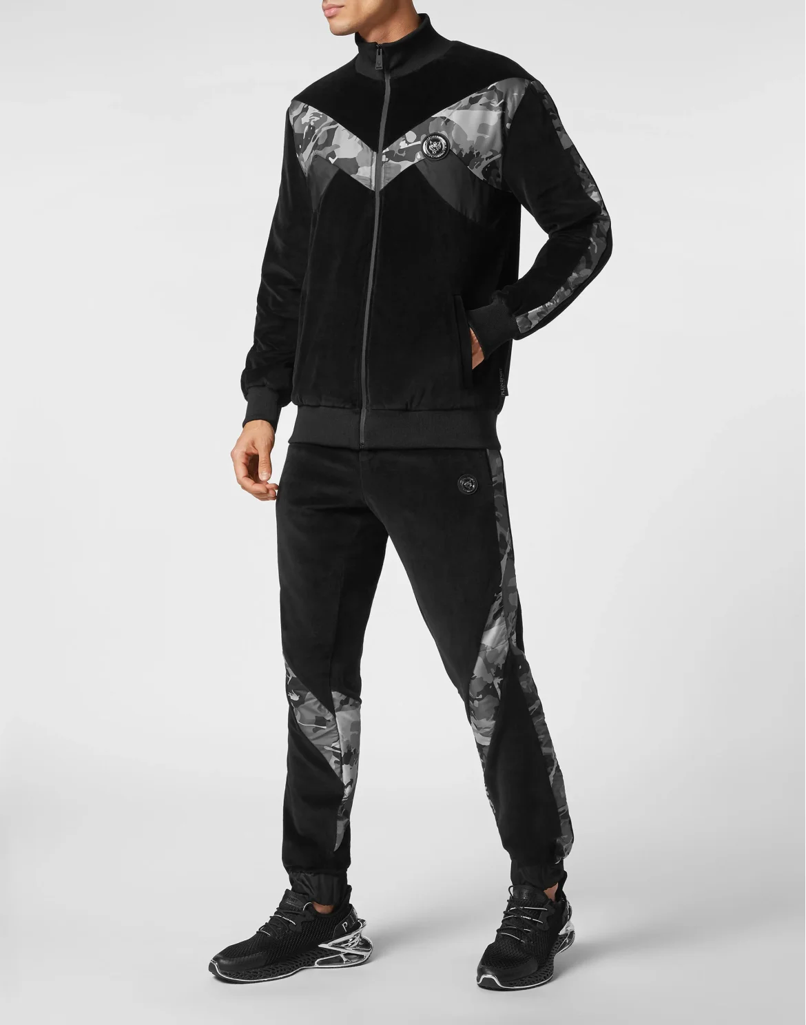 Jogging Tracksuit: Top/Trousers Camouflage, цвет: Черный