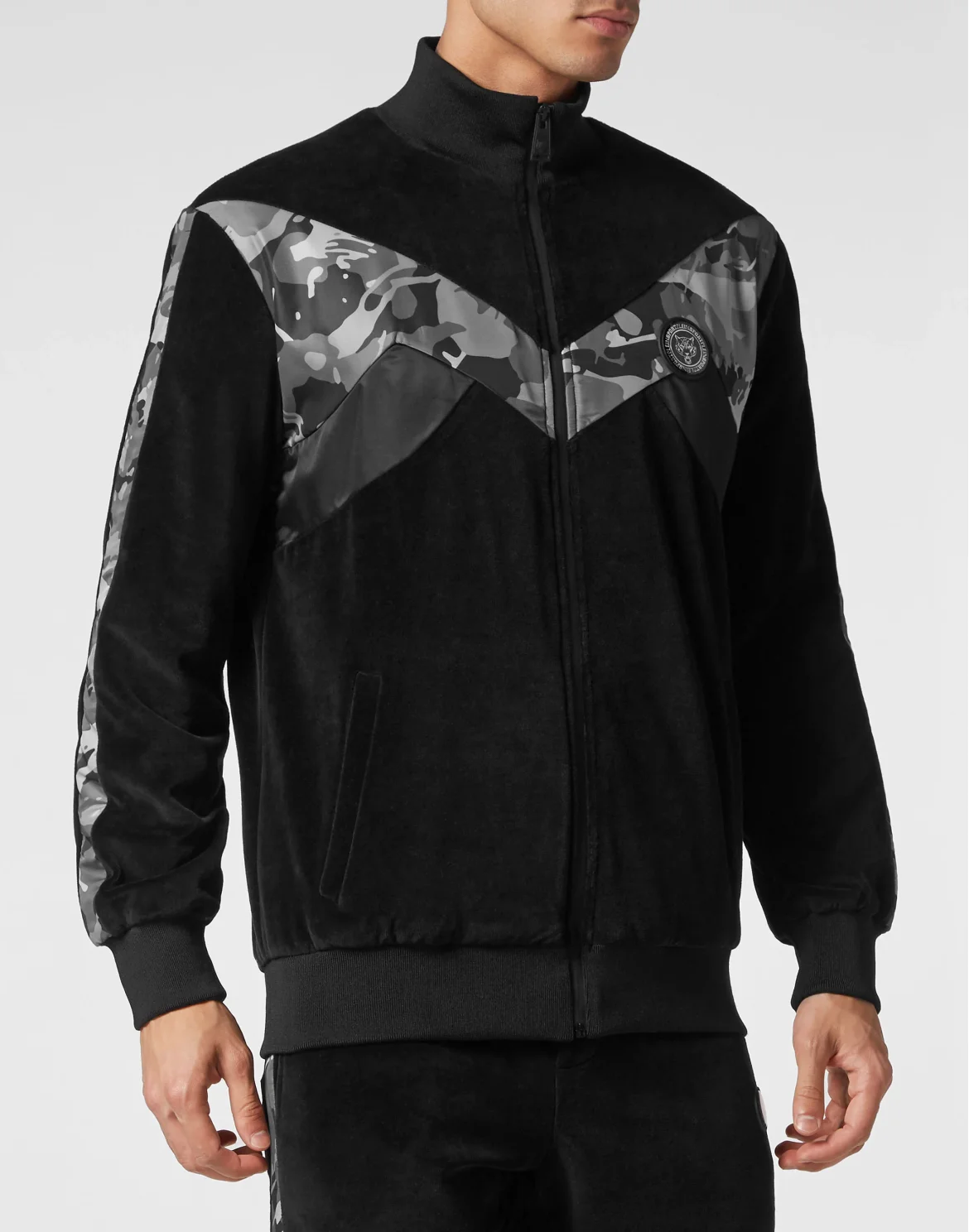 Jogging Tracksuit: Top/Trousers Camouflage, цвет: Черный