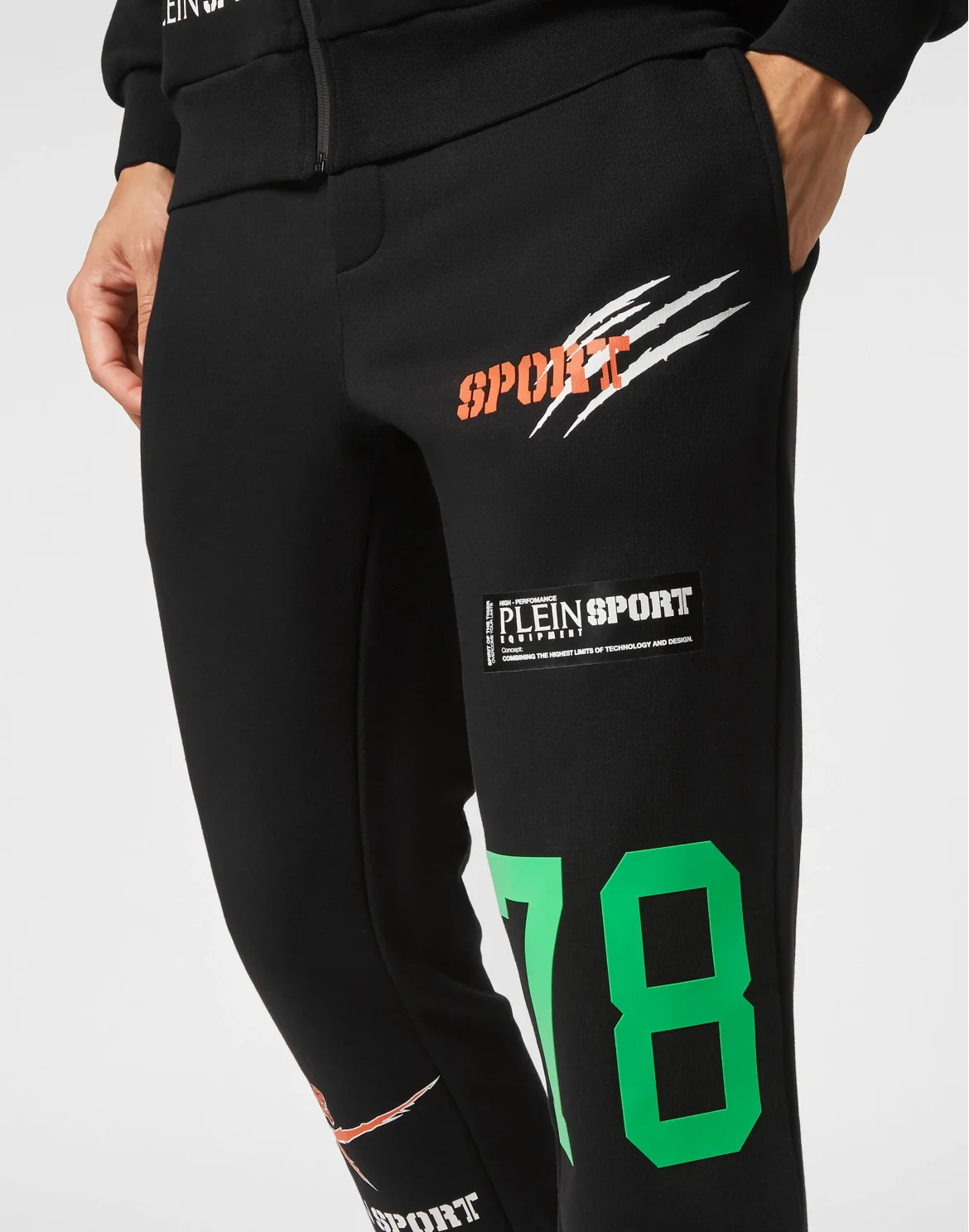 Jogging Tracksuit: Hoodie Sweatjacket/Trousers Multilogo, цвет: Черный