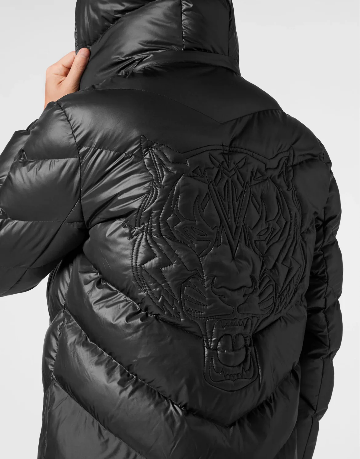 Nylon Puffer Jacket Tiger, цвет: Черный
