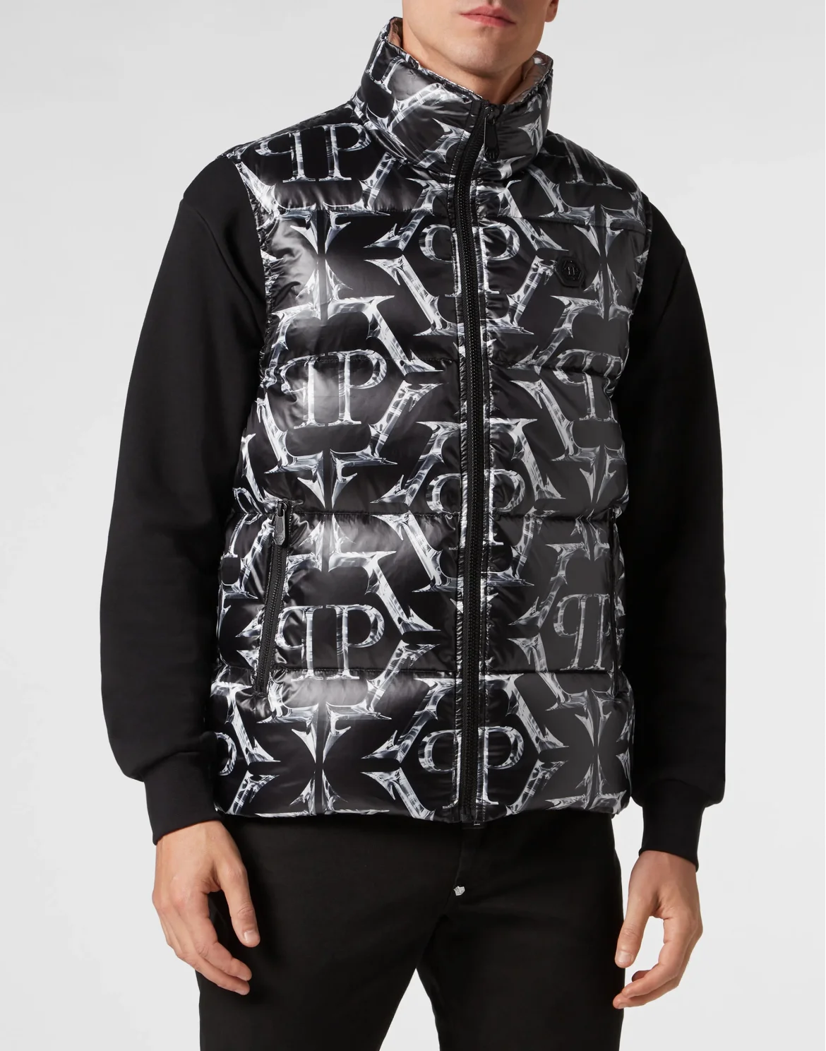 Nylon Puffer Vest Chrome, цвет: Черный