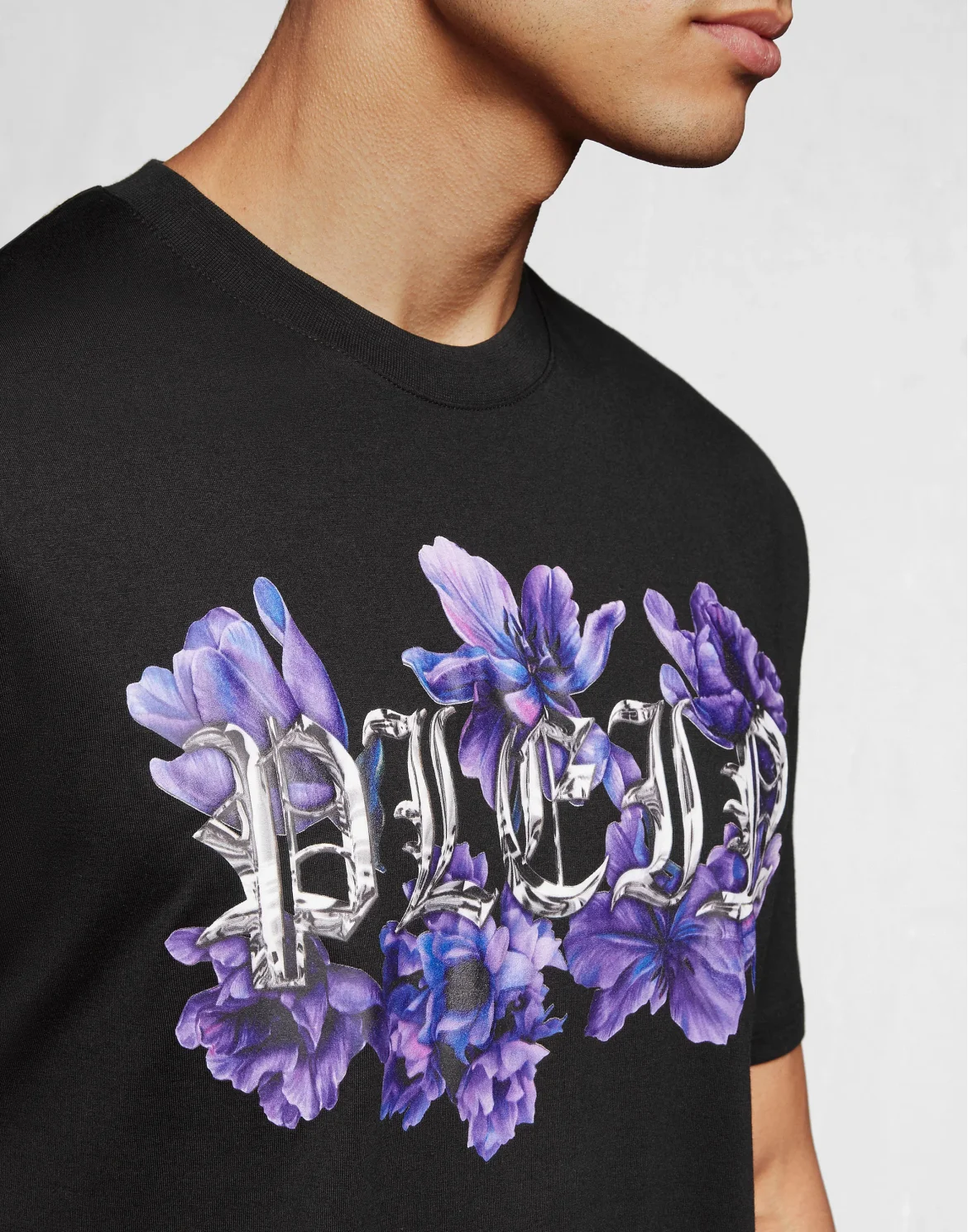 T-shirt Round Neck SS Flowers, цвет: Черный