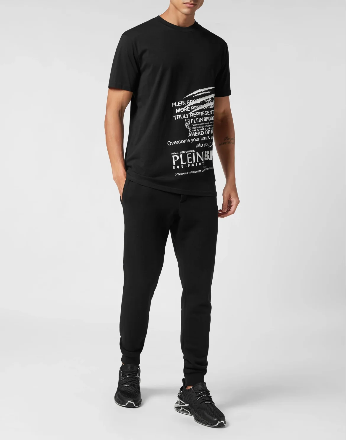 T-shirt Round Neck SS Lettering, цвет: Черный