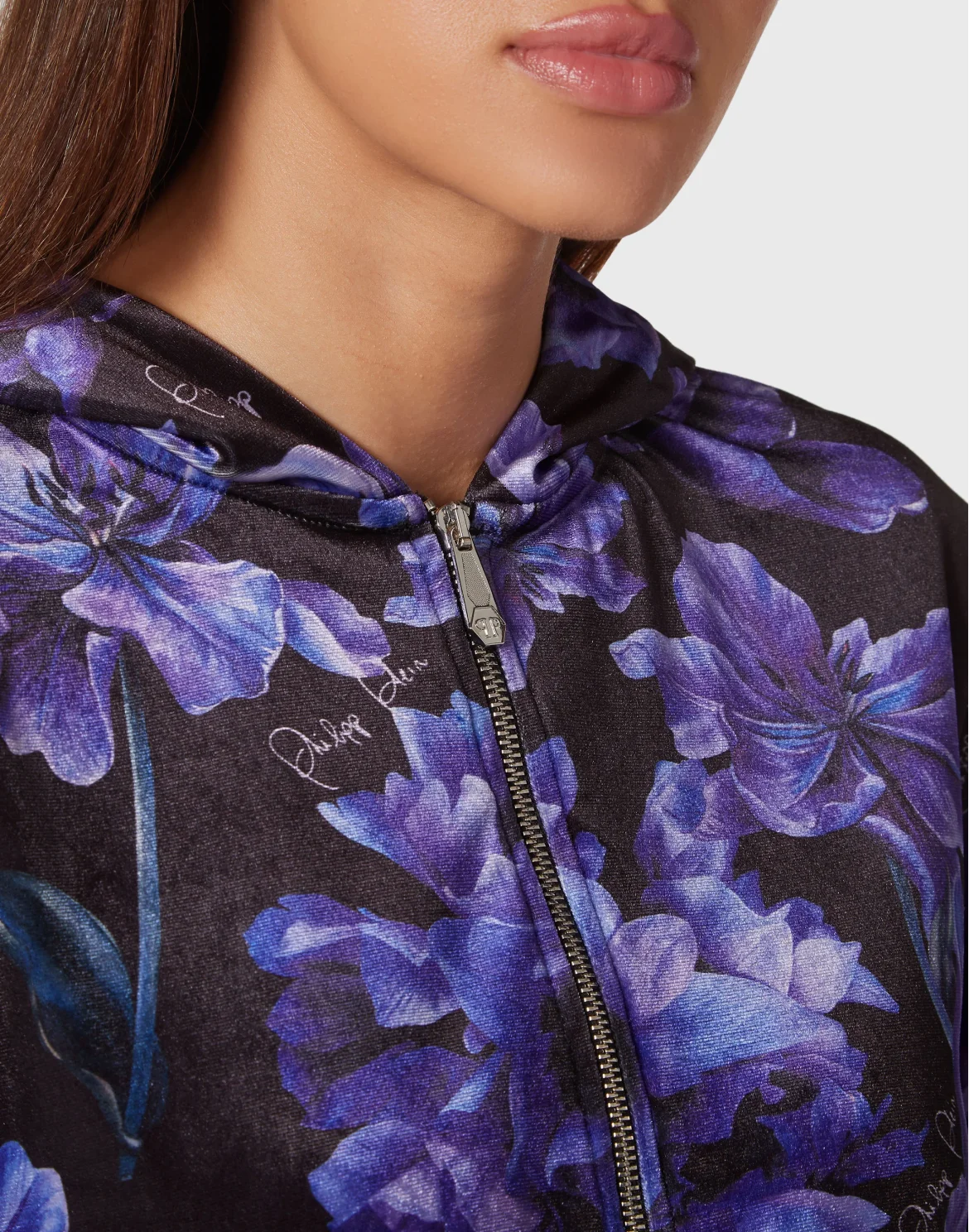 Cropped Hoodie Sweatjacket Flowers, цвет: Черный