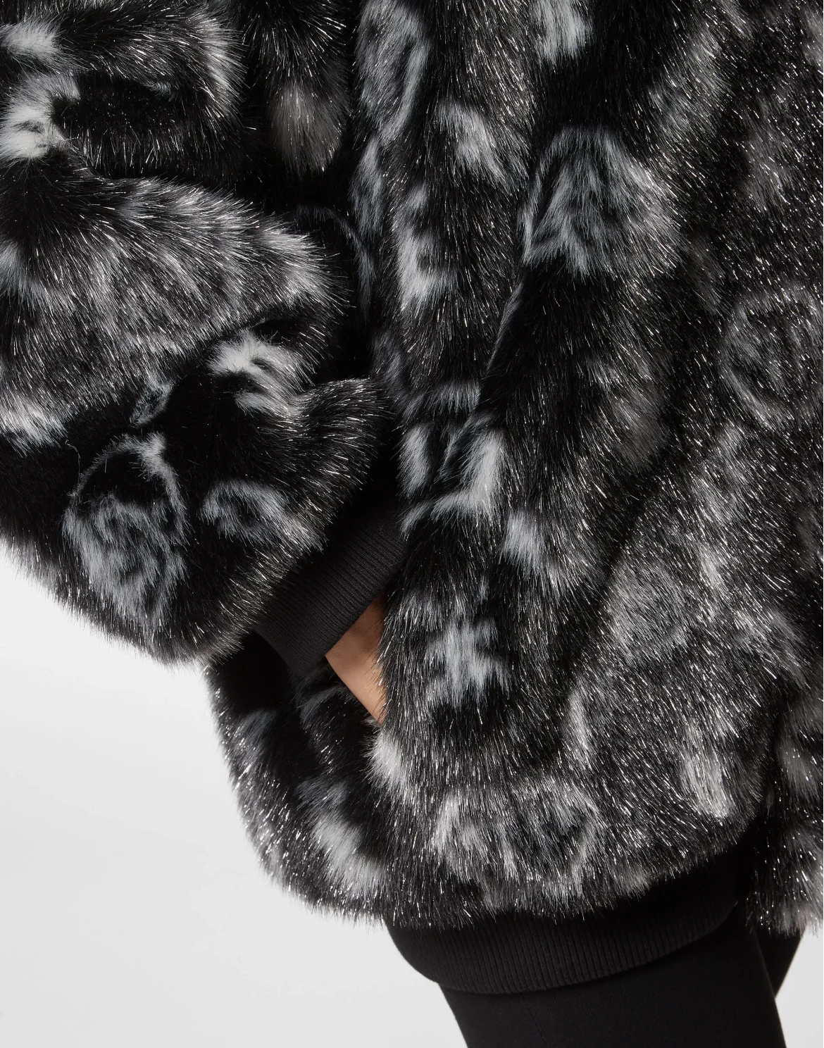 Lurex Eco Fur Maxi Bomber Monogram, цвет: Черный