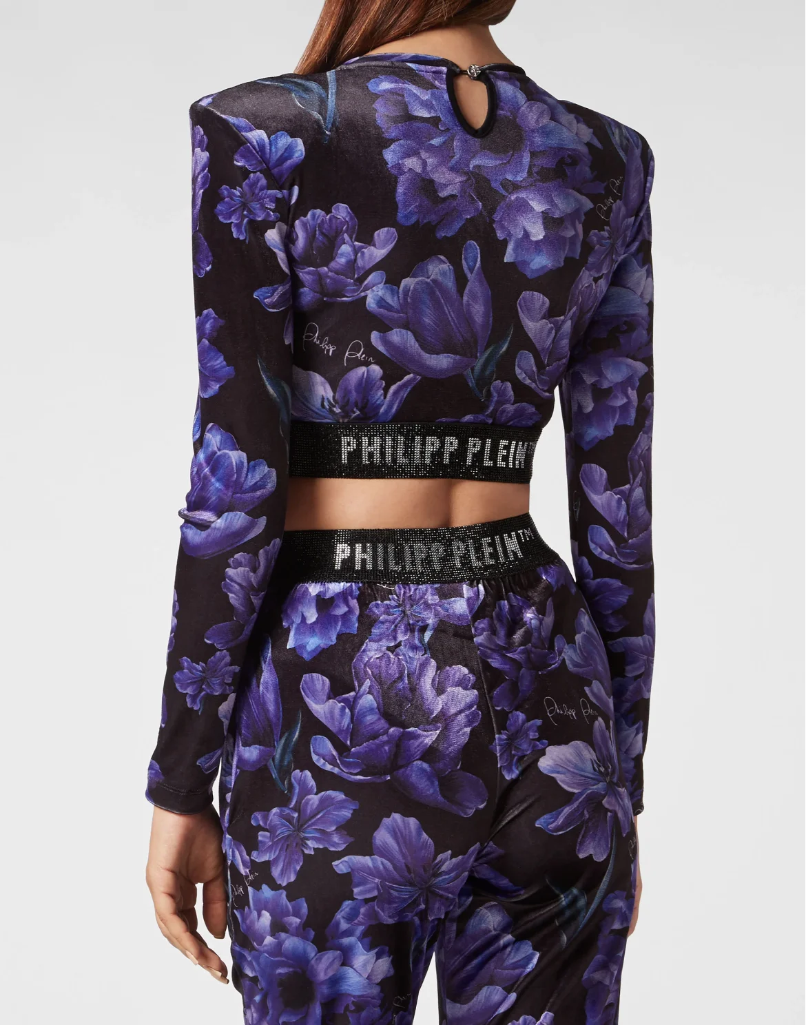 Long-sleeve Padded Shoulder Cropped Top Flowers, цвет: Черный