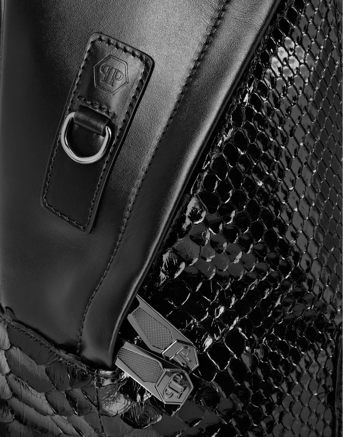 Python Leather Backpack Hexagon, цвет: Черный