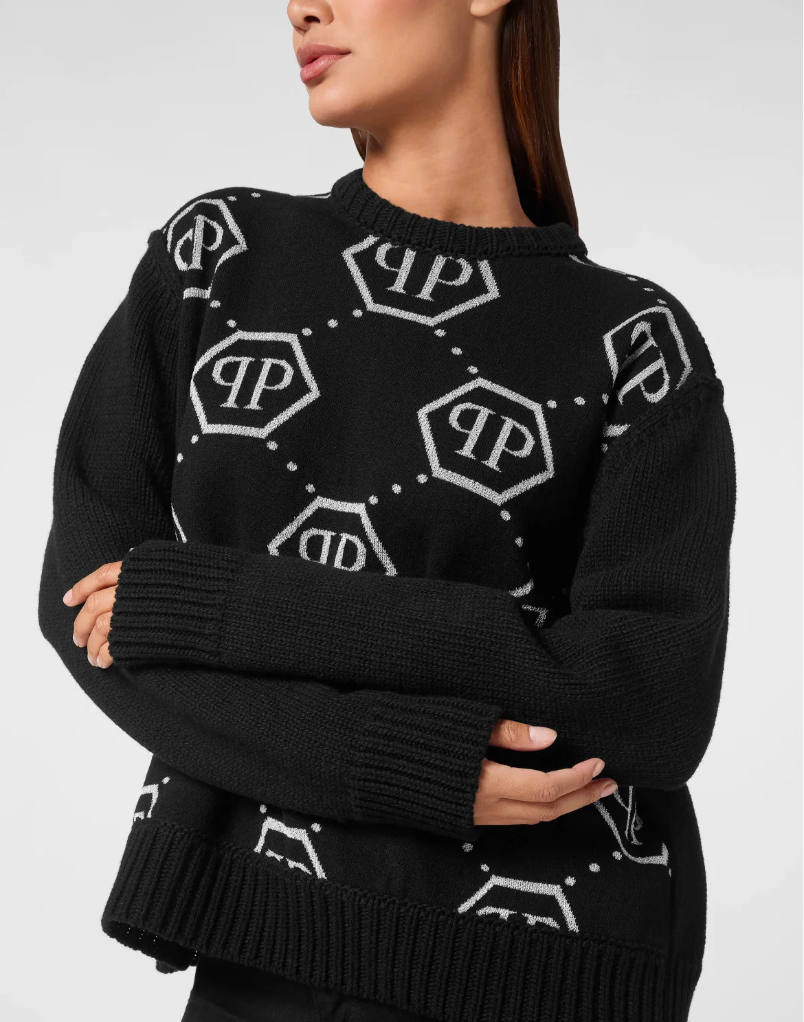 Pullover Round Neck Strass Monogram, цвет: Черный