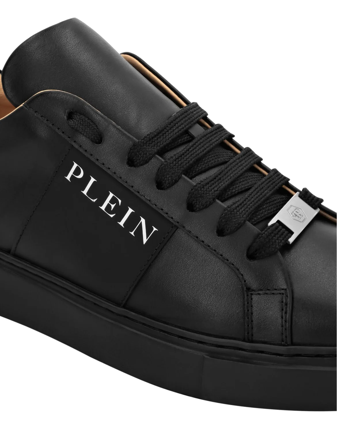 Nappa Leather Lo-Top Sneakers, цвет: Черный
