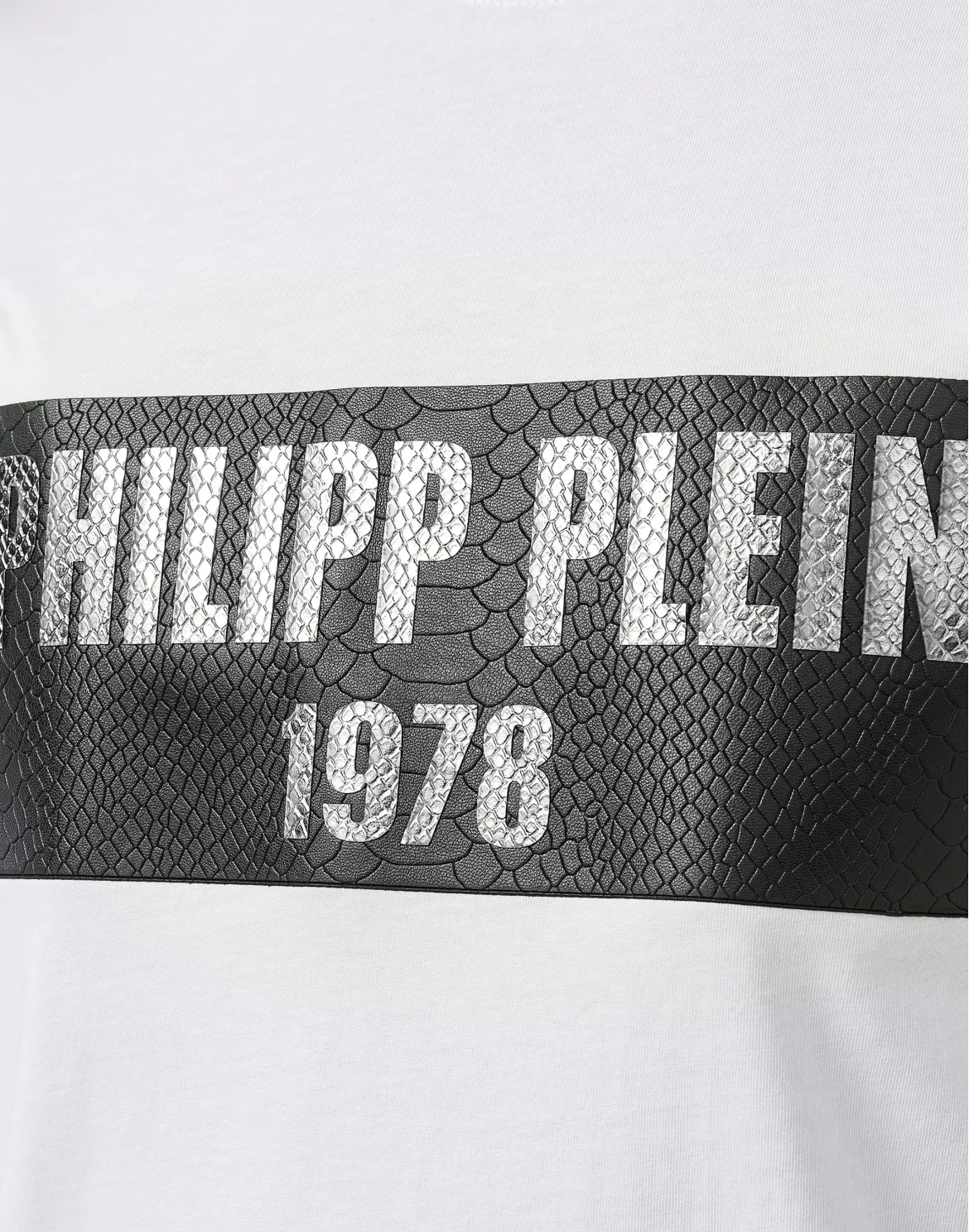 T-shirt Black Cut Round Neck "Midnight", цвет: Белый
