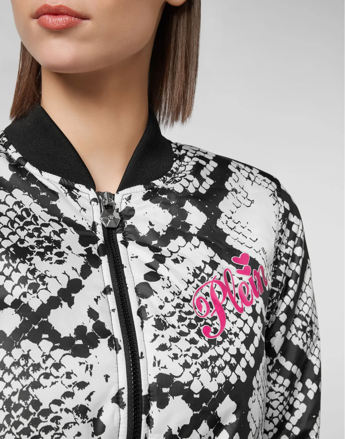 Nylon Bomber Python, цвет: Черный