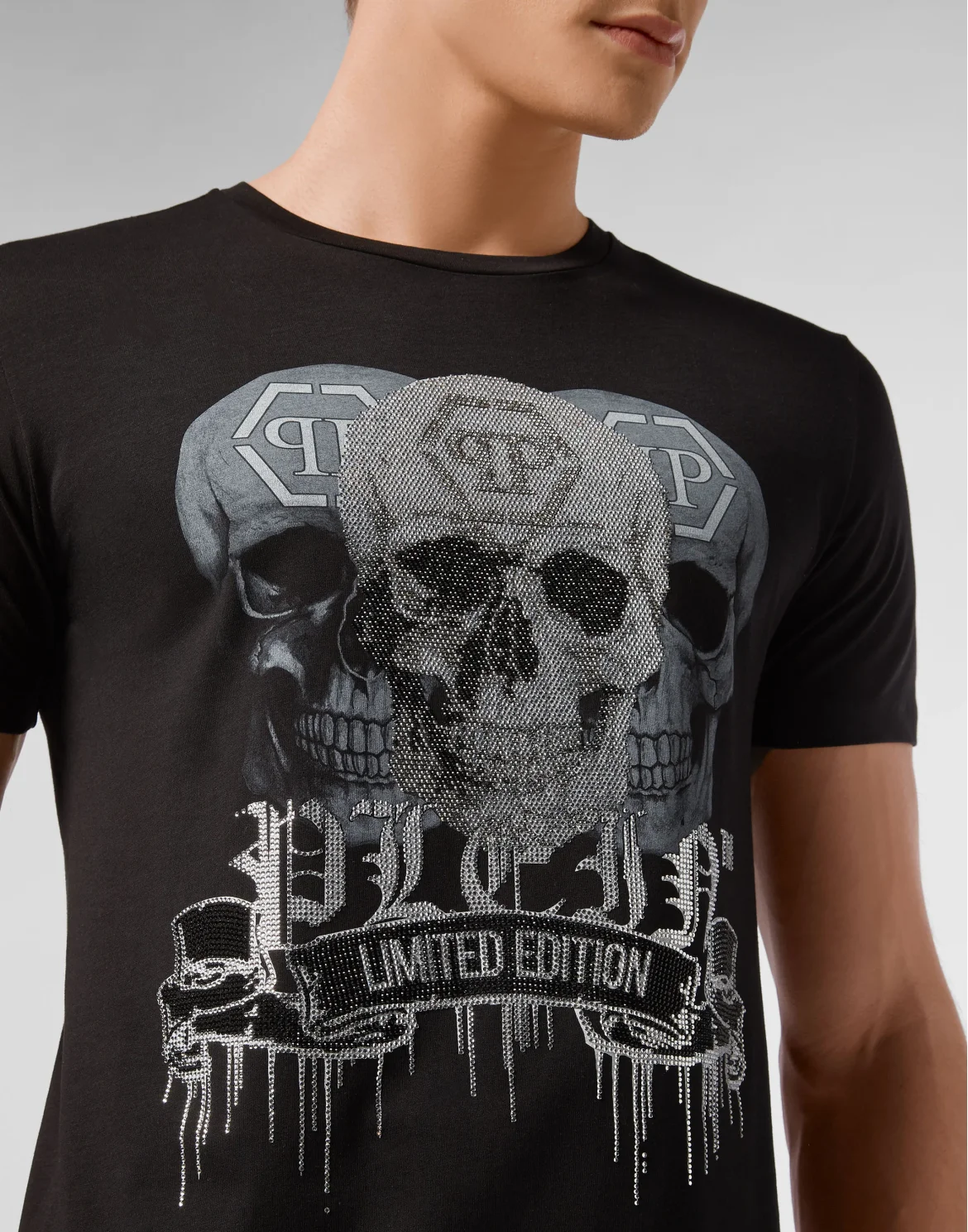 T-shirt Platinum Cut Round Neck Skull, цвет: Черный
