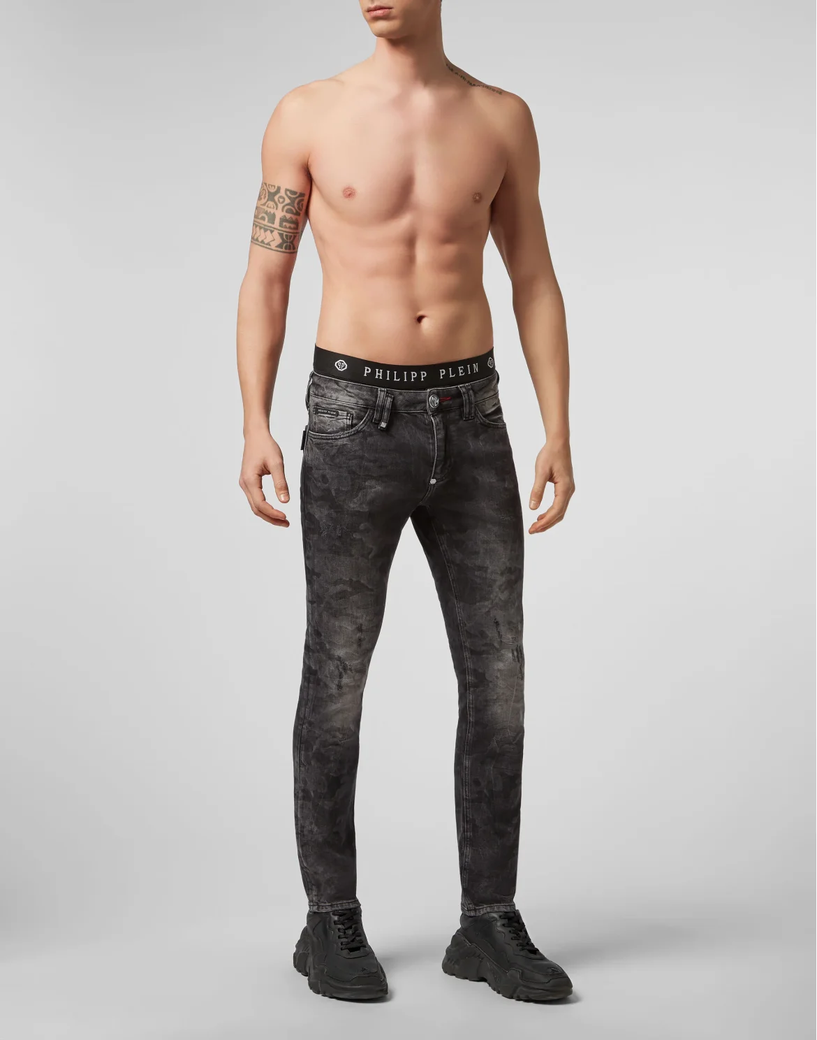 Slim Fit Istitutional, цвет: Черный