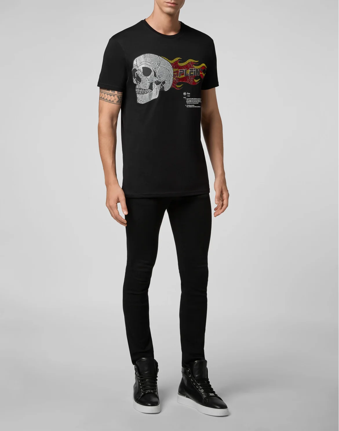 T-shirt Round Neck SS Skull on fire, цвет: Черный