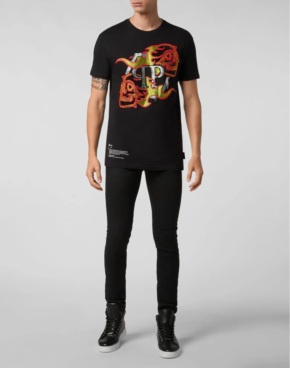 T-shirt Round Neck SS Skull on fire, цвет: Черный