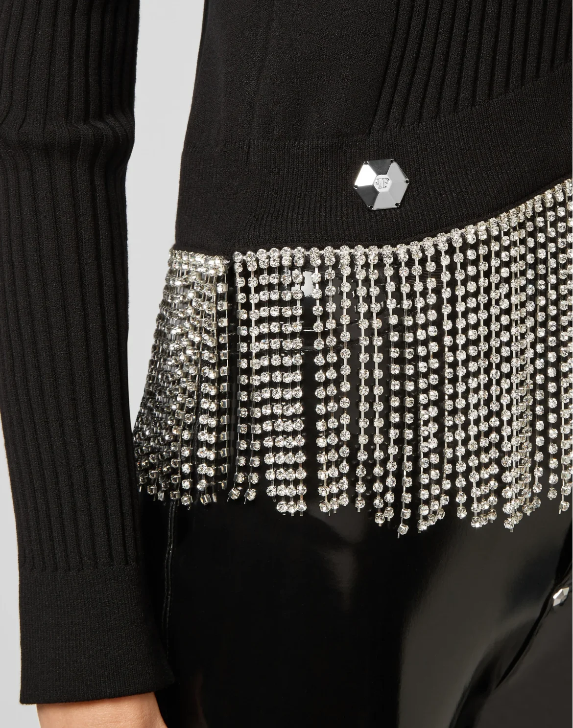 Turtleneck LS Crystal  Fringe, цвет: Черный
