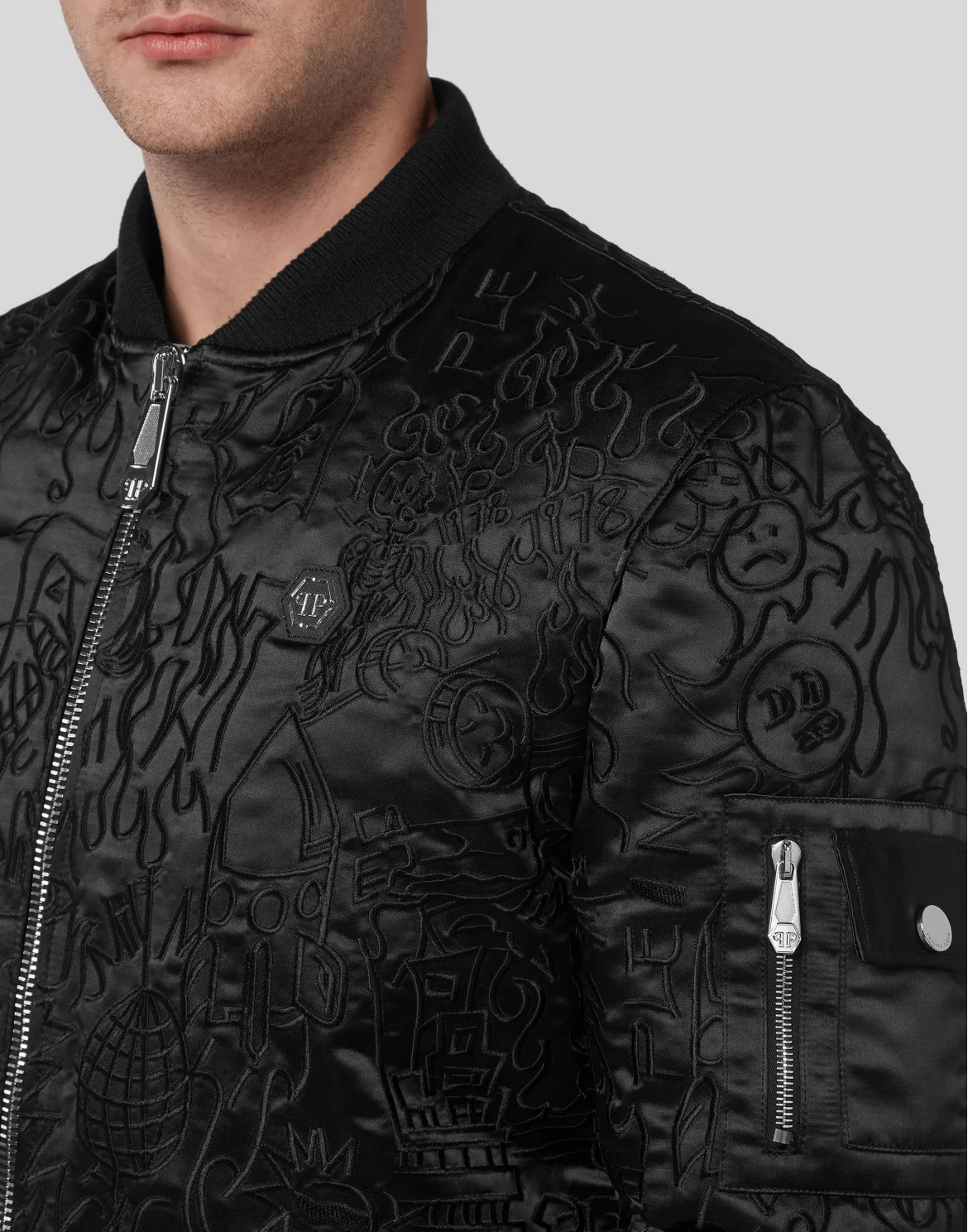 Satin Bomber, цвет: Черный