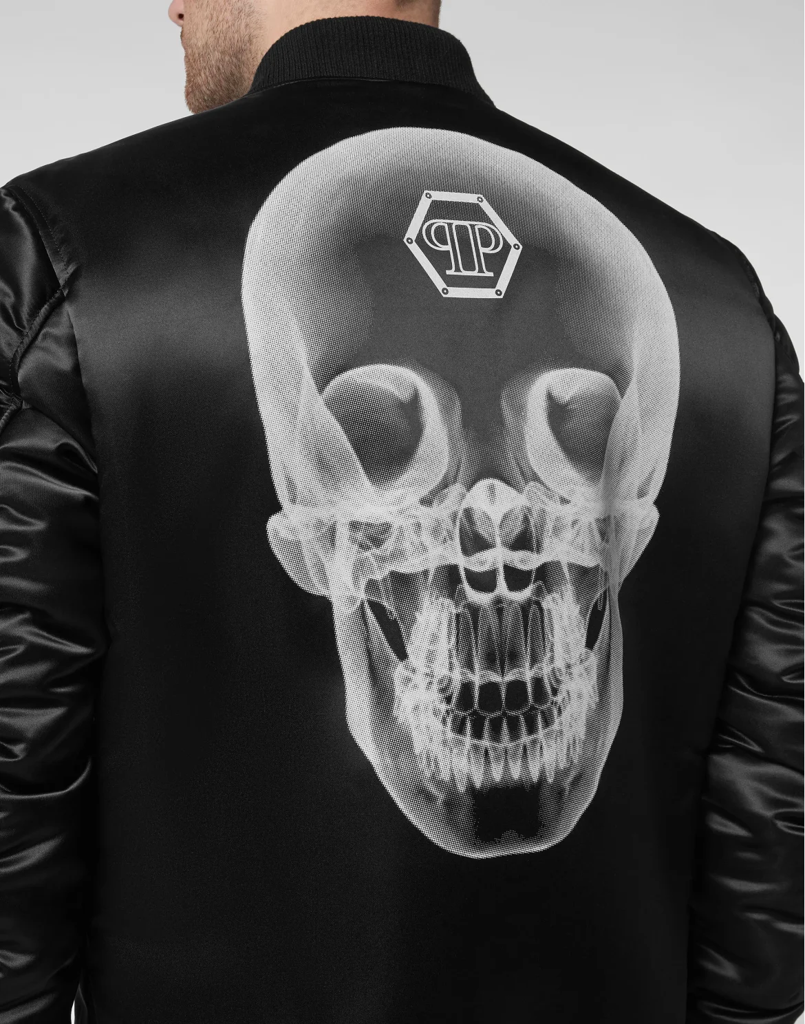 Satin Bomber Skull, цвет: Черный
