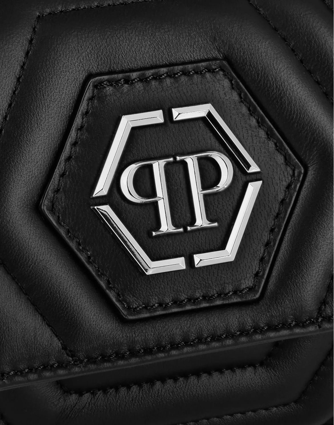 Nappa Small Shoulder Bag Hexagon, цвет: Черный