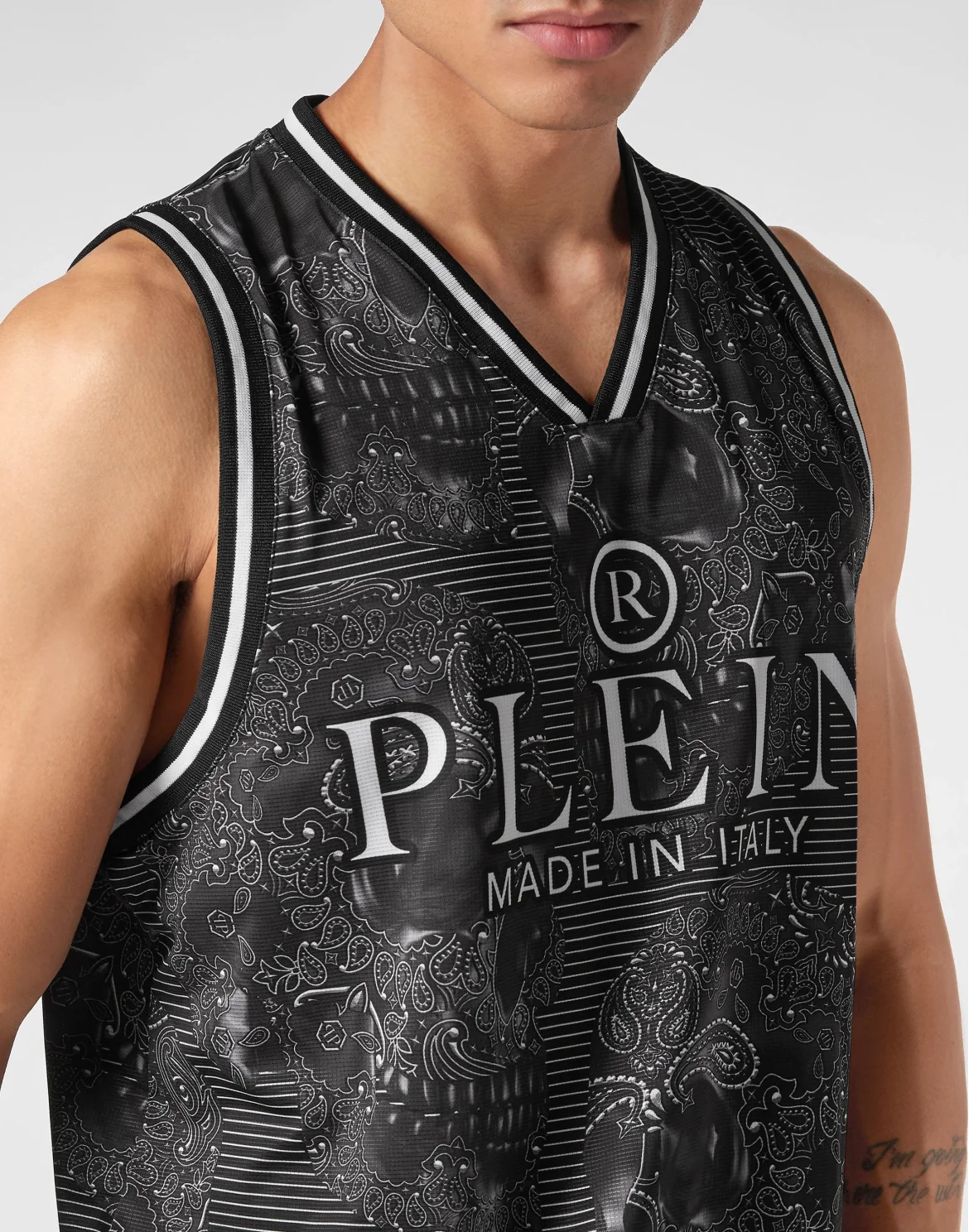 Basketball Jogging Tracksuit: Top/Shorts Paisley Skull, цвет: Черный