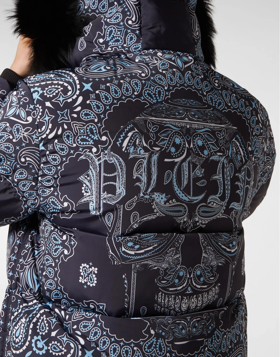 Nylon and Fur Parka Paisley Bandana, цвет: Синий