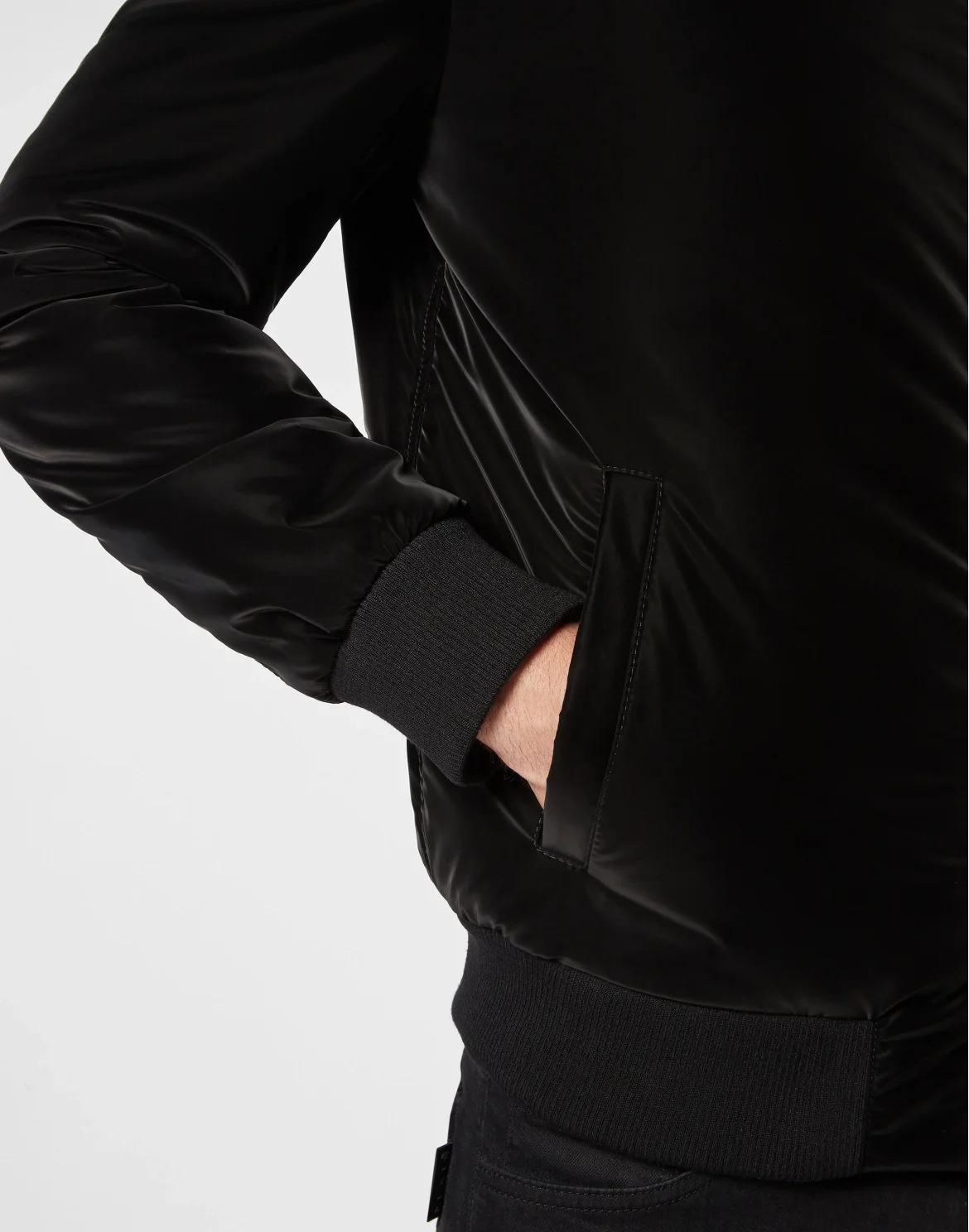 Nylon Bomber, цвет: Черный