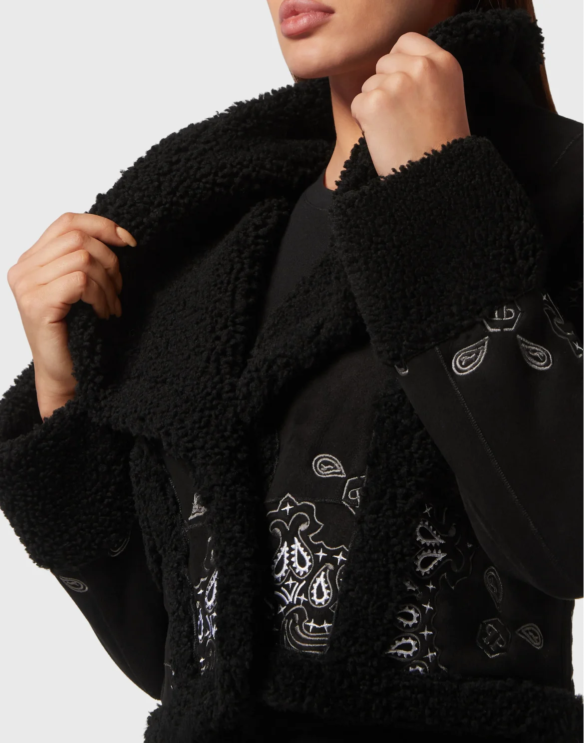 Shearling Coat Paisley Bandana, цвет: Черный