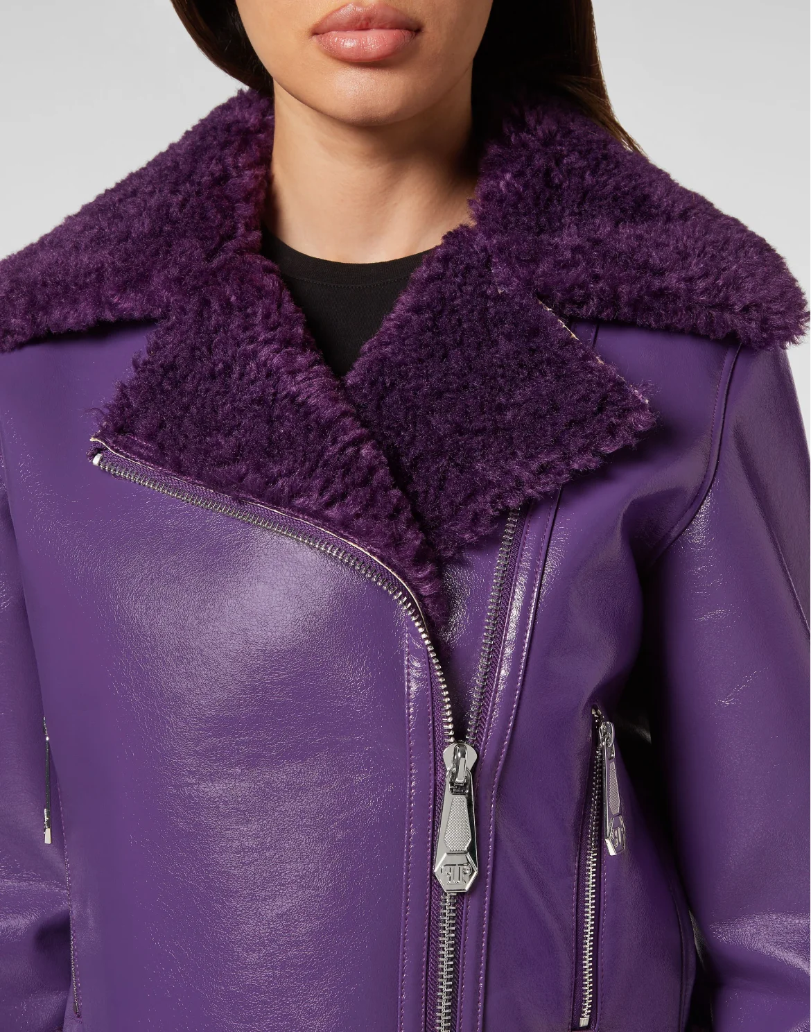 Eco Shearling Short Biker Jacket Skull&Bones, цвет: Фиолетовый