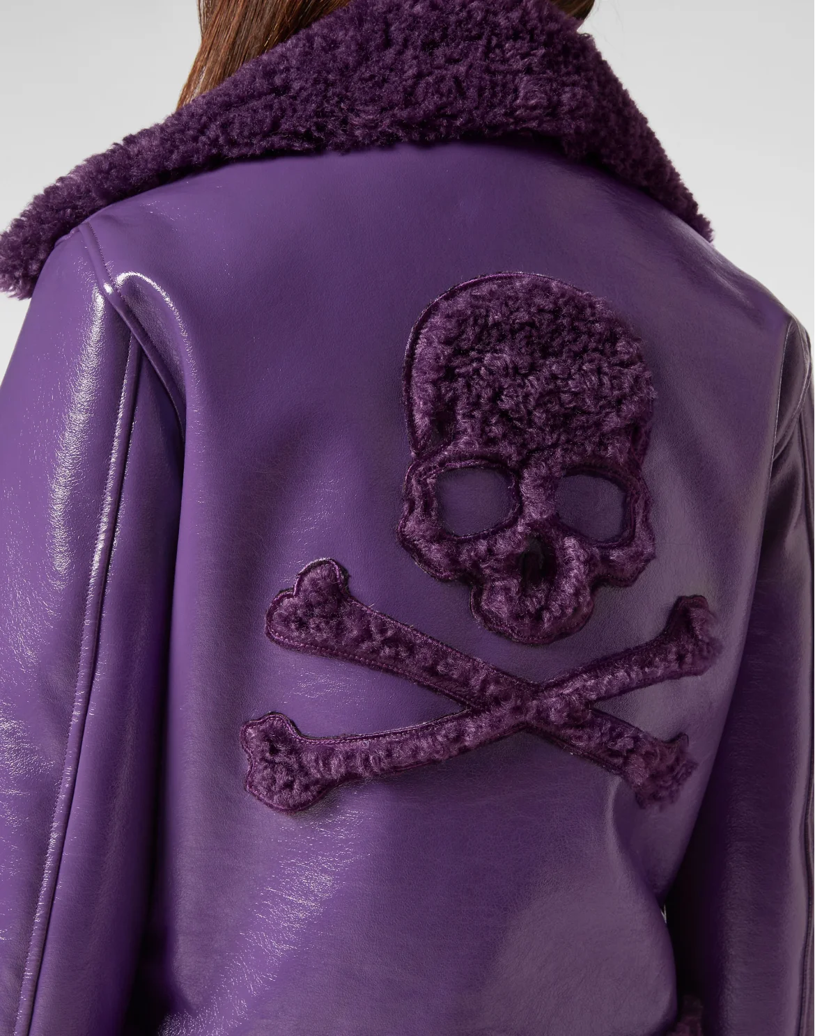 Eco Shearling Short Biker Jacket Skull&Bones, цвет: Фиолетовый