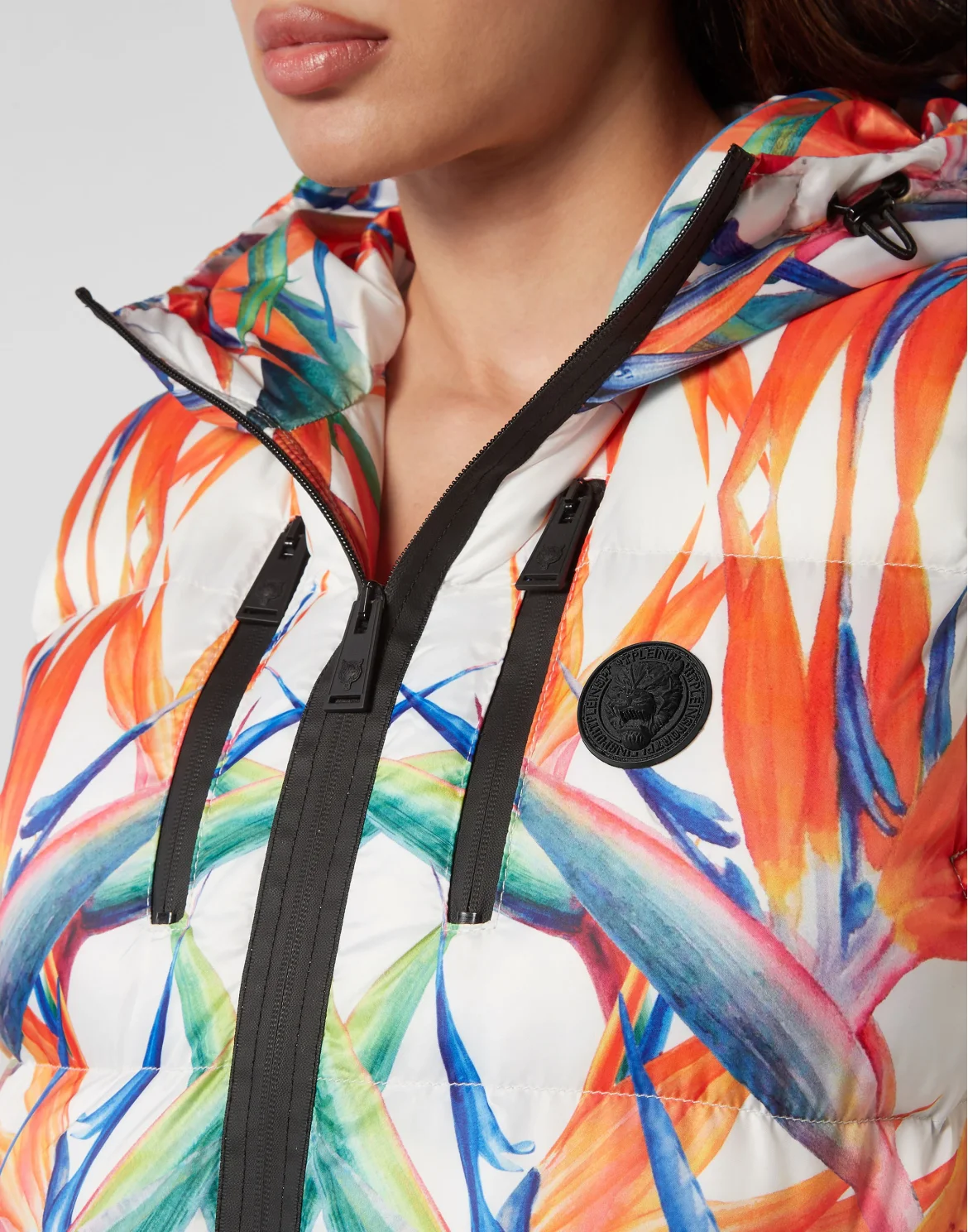 Nylon Puffer Gilet Flowers, цвет: Белый