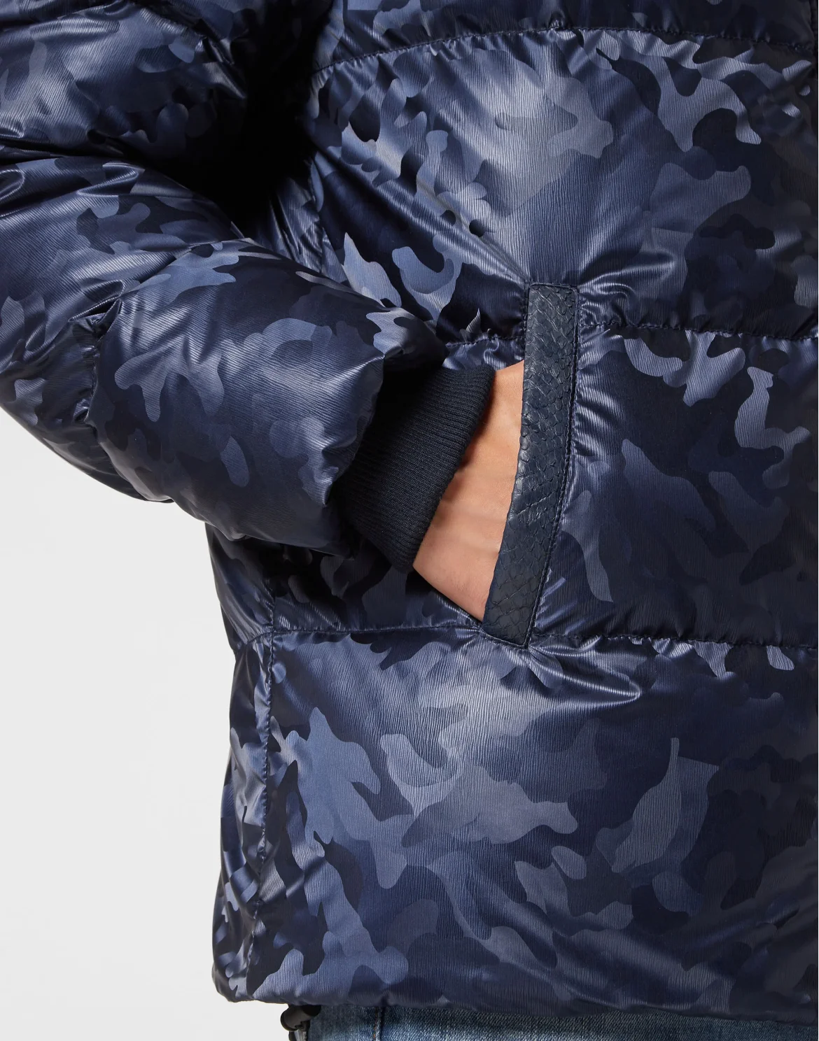 Down Jacket With Python Inserts, цвет: Синий