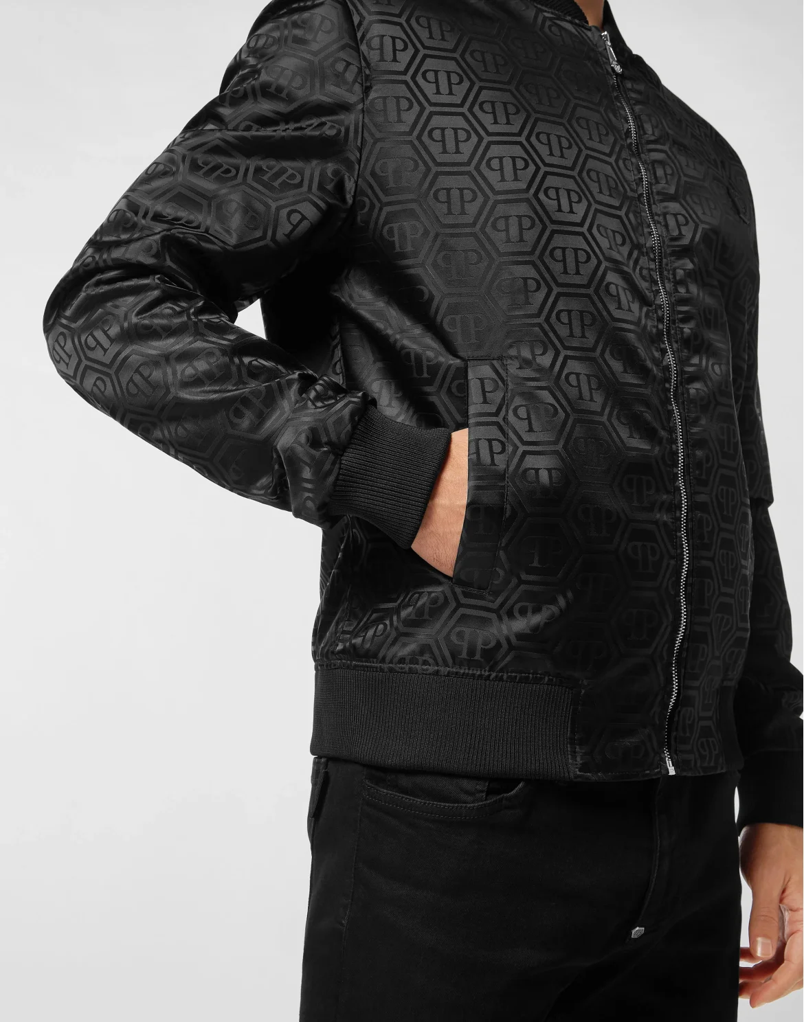 Nylon Bomber Jacquard Monogram, цвет: Черный