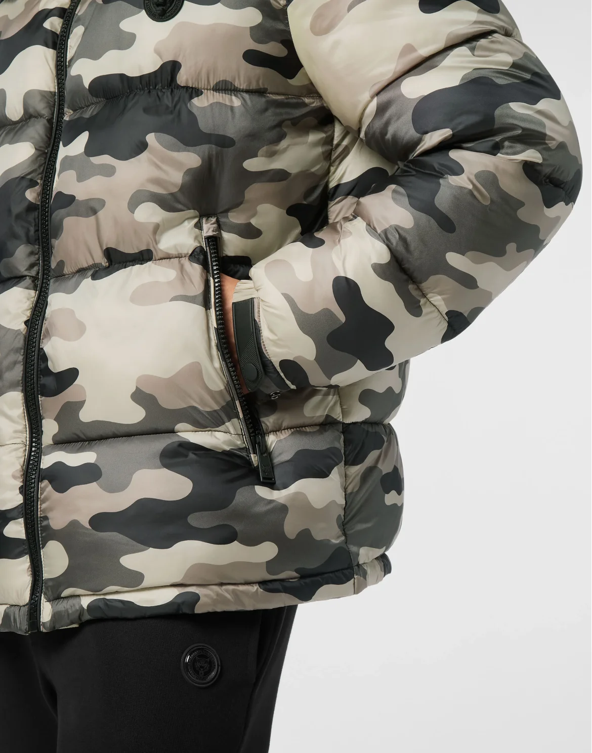 Puffer Jacket Camouflage, цвет: Черный