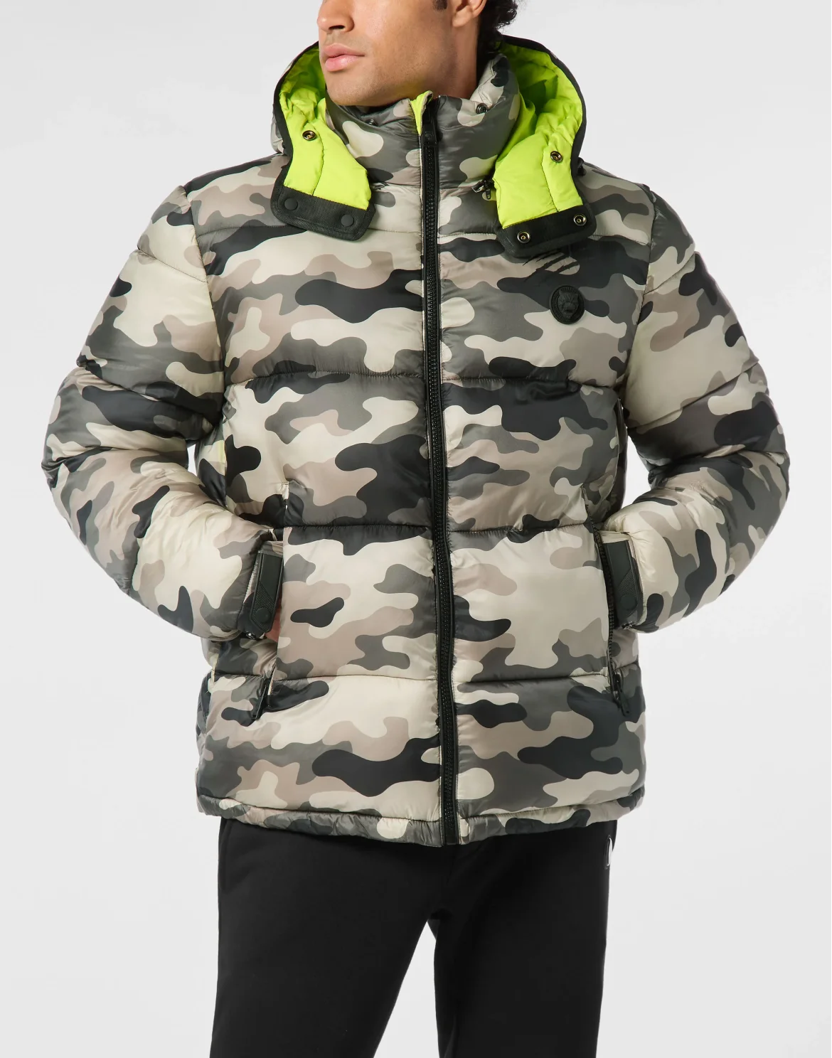 Puffer Jacket Camouflage, цвет: Черный