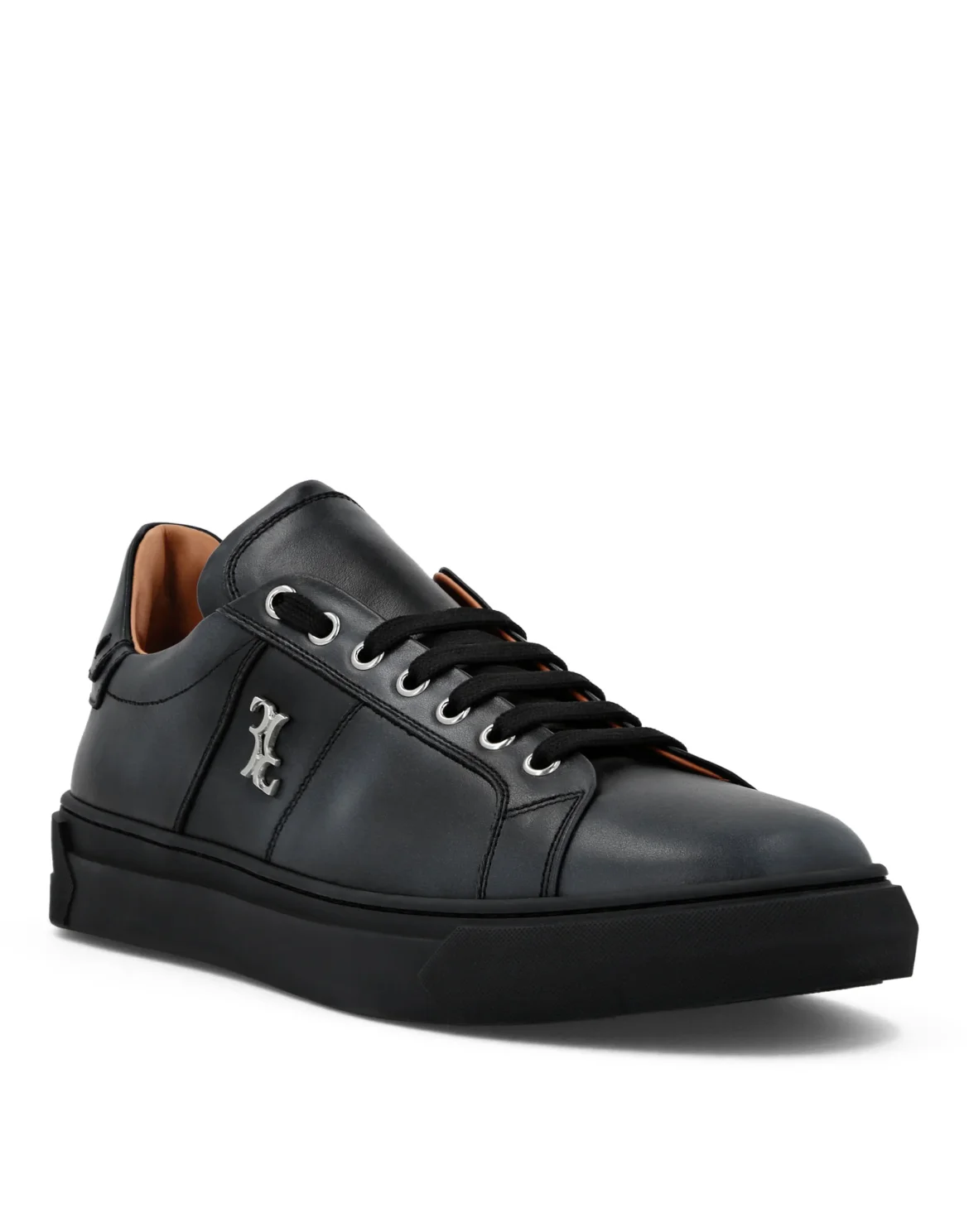 Leather Lo-Top Sneakers, цвет: Черный