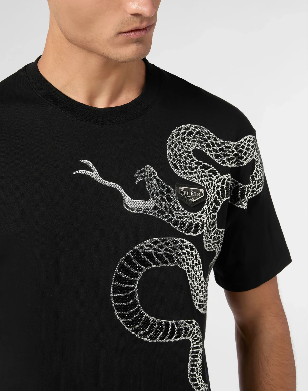 Round Neck T-Shirt Snake, цвет: Черный