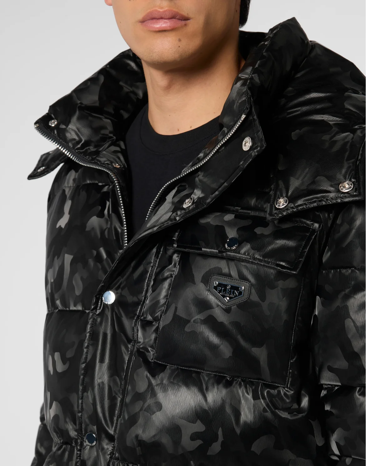 Oversize Shiny Nylon Puffer Jacket Camouflage, цвет: Черный