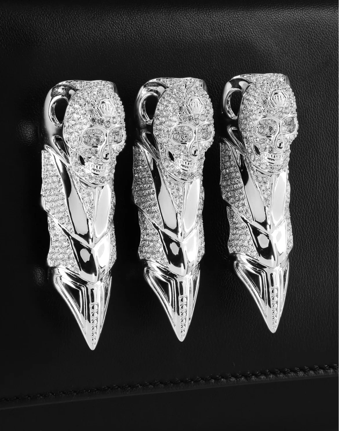 Clutch Skull, цвет: Черный
