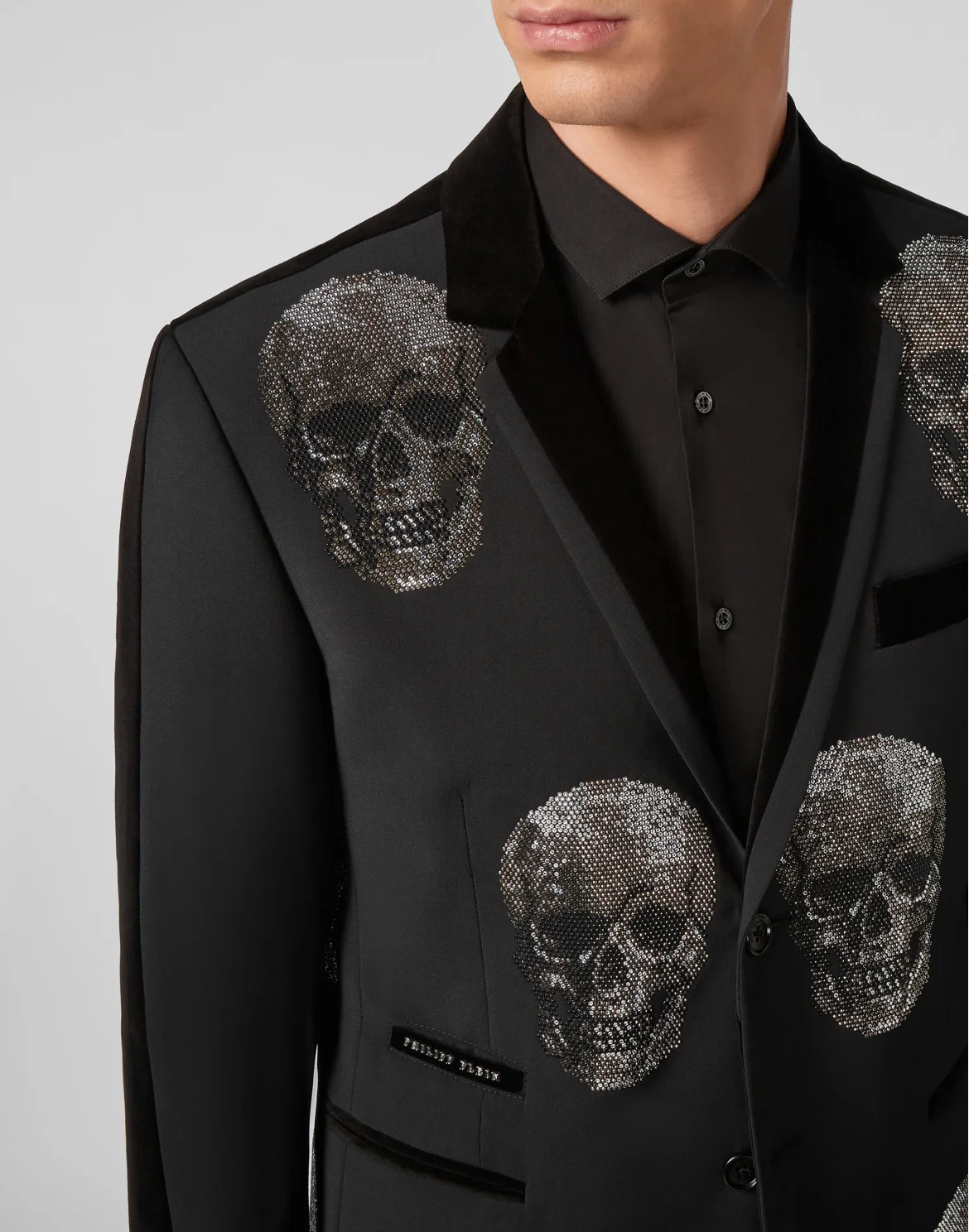 Blazer Skull crystal, цвет: Черный