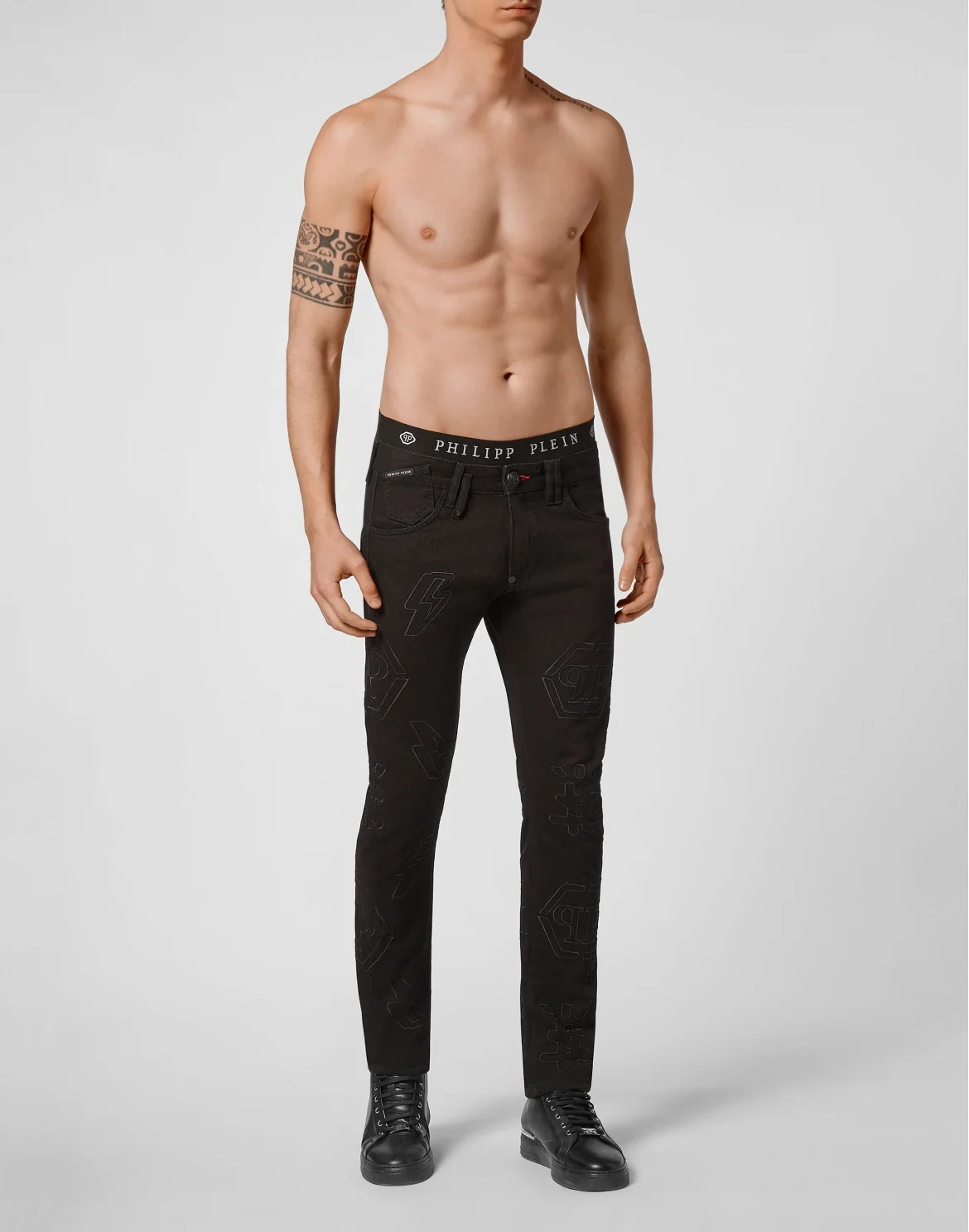 Milano cut Monogram, цвет: Черный
